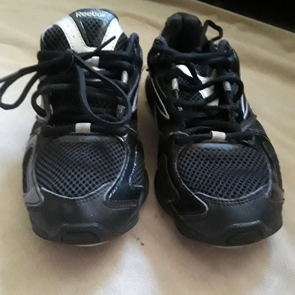 REEBOK 6.5